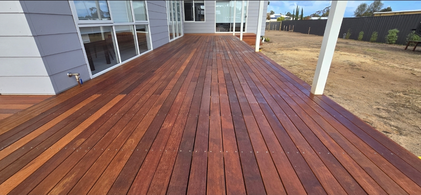 Deck sanding Adelaide